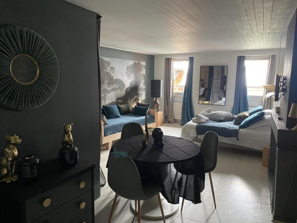 Ferienwohnung "Un Lieu Unique" Le Cozy Annecy Exterior foto